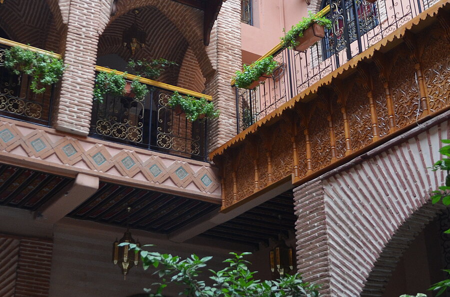 Marrakesch - Gentrification in der Medina - restauriertes Innehofhaus (Riad)