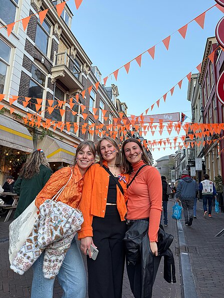 Laura Lenz mit dem Bild "Kingsday" (Marnix, Niederlande)