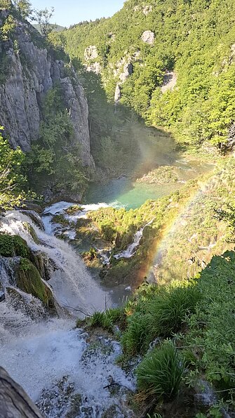 Melina Haar mit dem Bild "Regenbogen im Nationalpark Plitvicer Seen Kroatien" (Osijek, Kroatien)