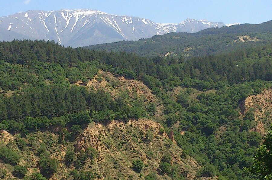 Die Weite Bulgariens - Ansicht von oben in die Natur