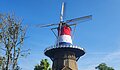 Jana-Sophie Schadt mit dem Bild "Windm&uuml;hle, Leiden" (Marnix, Niederlande)