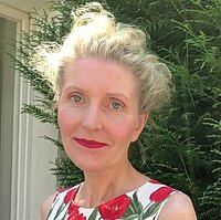 Porträt_Roswitha Staege