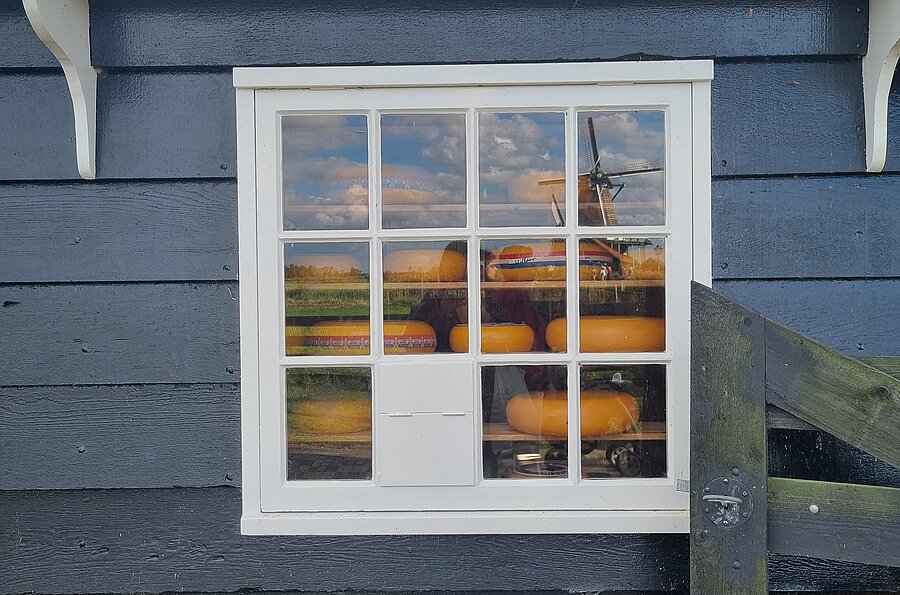 Sophie Eichler mit dem Bild "Zaandam: Käsefenster" (HAN, Niederlande)