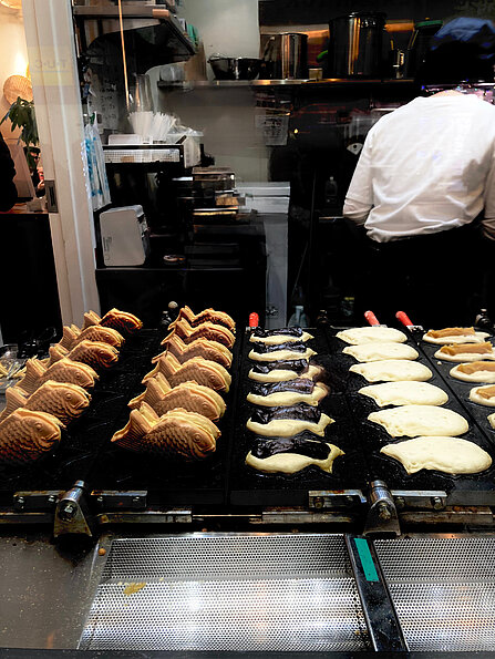 Sophie Bahr mit dem Bild "Konditorei: Dorayaki (rote Bohnen Paste)" (University of Yamanashi, Japan)