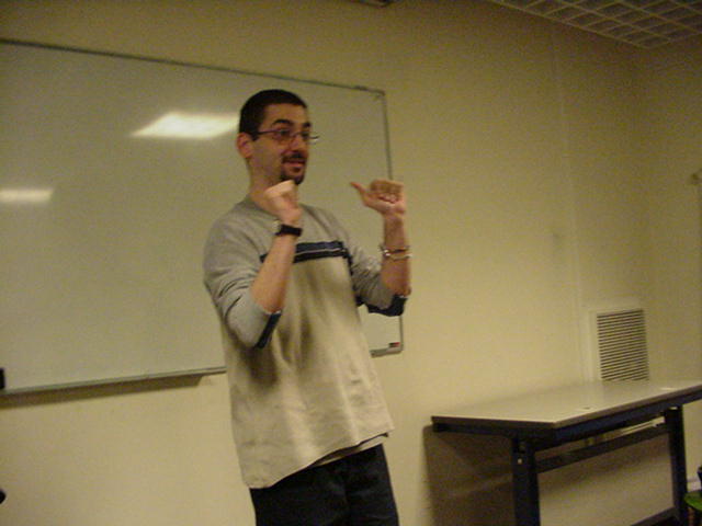 Mvc-202s.jpg (45983 octets)