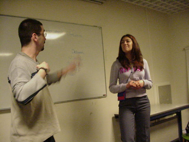 Mvc-202s.jpg (45983 octets)