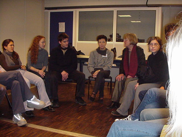 Mvc-202s.jpg (45983 octets)