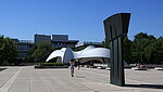 Campus mit Sicht auf Hammer, Spinne und Gebäude 5